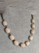 Vintage necklace pale pink