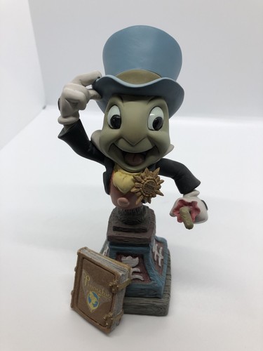 Walt disney showcase - walt,