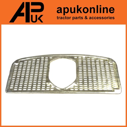 Top grille panel with - top, badge