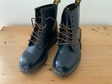 dr martens size 8 mens blue air wear boots