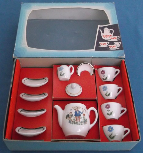 Vintage childrens tea set - childrens,