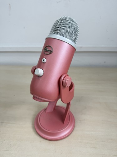 Blue yeti microphone - blue, in