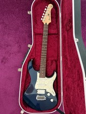 Yamaha Pacifica 604W & Hiscox Case - High End Strat-alike in Excellent Condition