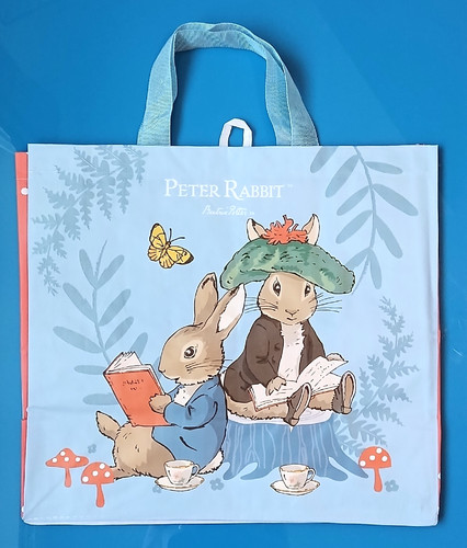 Peter rabbit beatrix potter - peter,