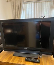 Sony KDL-32L4000 32" LCD TV (Black) with Remote Control