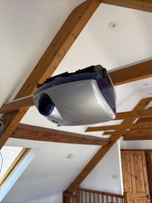 Seleco HT 200 Projector