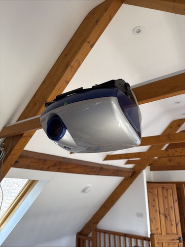 Seleco 200 projector - ht,
