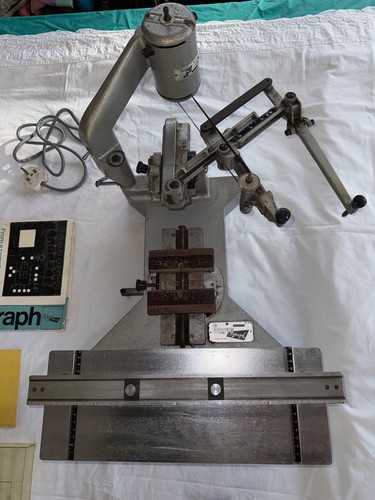 Gravograph im2 engraving - gravograph,