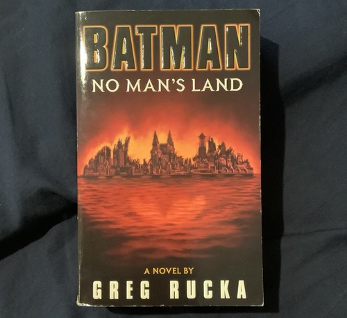 Batman man land - batman:,