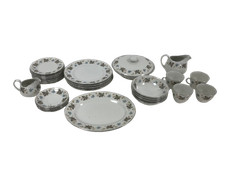 Vintage Noritake China Dinner Set Ivy Leaf Pattern Bundle Pre Owned Colectable 