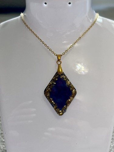Resin necklaces - 2,