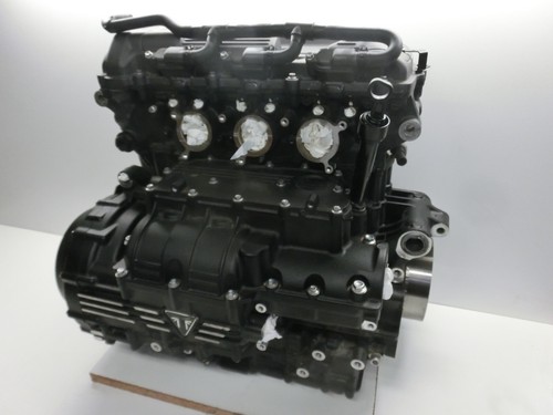 Triumph rocket iii y101 - 3,