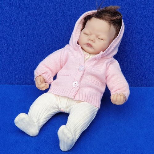 Tiny miracle emmy ashton - tiny,