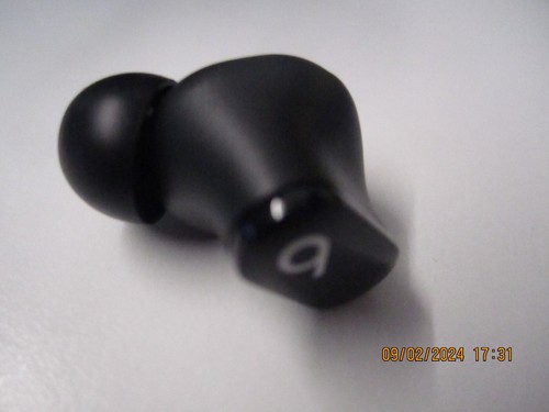 Brand new genuine black beats - genuine,