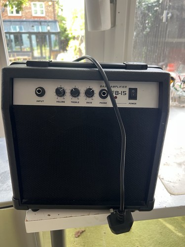 Bass guitar amplifier - fb-15,