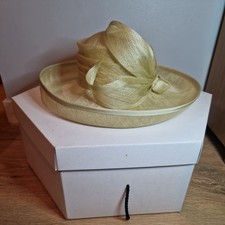 Windsmoor  Natural Fibre  with bow,turned up brim Occasion wedding Hat with box