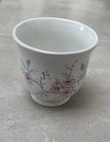 Floriana plant pot made in - floriana,