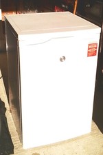 Hotpoint RZA36P.1 93L Under Counter Freezer