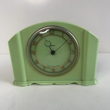 Smiths Vintage Bakelite Mantel