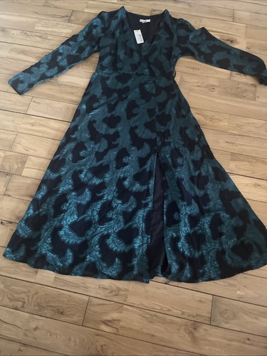 Oasis jacquard chiffon wrap - jacquard,