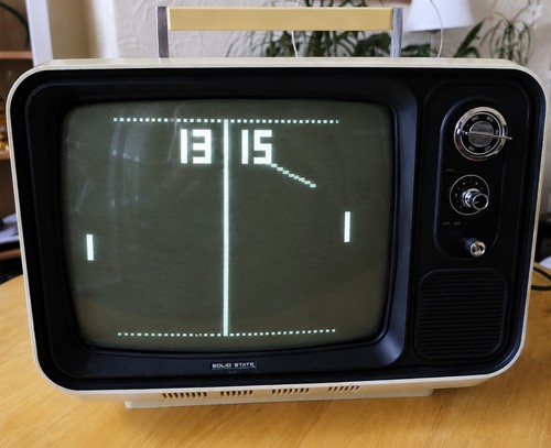 Vintage 1972 hitachi crt - 1972,