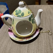 Vintage Bird feeder . Ceramic