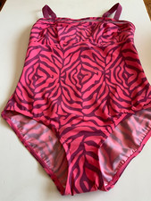SPEEDO SWIMWEAR LADIES SCULPTURE  UK 40” Pink Fabulous BNWOT