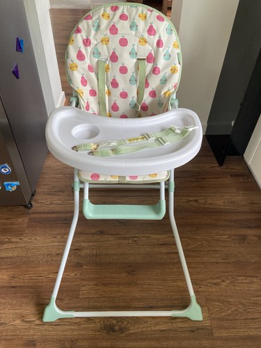 Babiie high chair 6 - high,