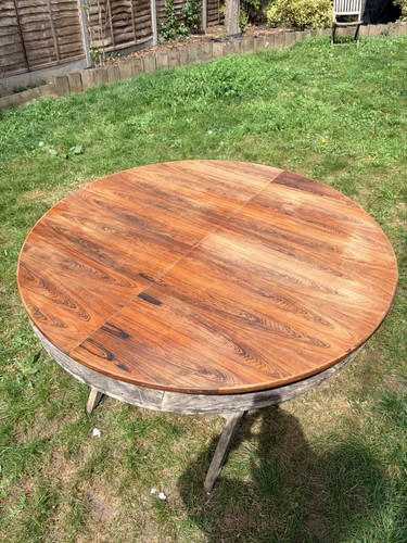 Danish rosewood table - rosewood, round
