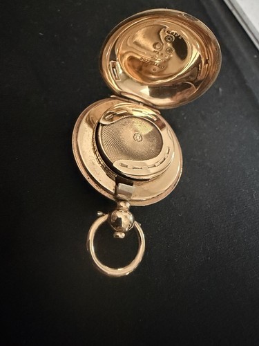 Antique 9ct gold - gold, sovereign