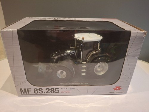 Universal hobbies toy tractor - universal,