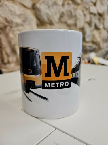 Metro train tram - metro, graphic