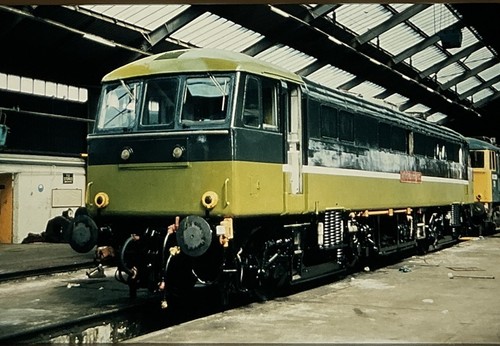 35mm slide diesel - 35mm, loco