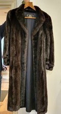 Full Length Kent Fisher Used Mink Animal Fur Coat With Cover Very Good Condition