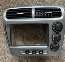 HONDA CIVIC TYPE R EP3 K20 DASH CENTRE STEREO SURROUND TRIM 2002 - 2006 