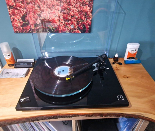 Rega planar black - black, turntable