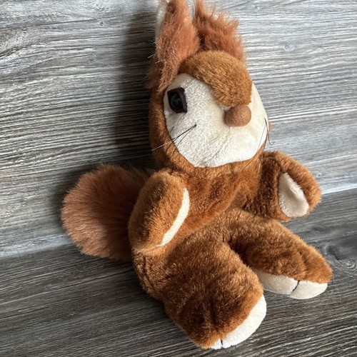 Cuddly red squirrel hand - red,