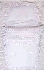 White cosy Footmuff With White