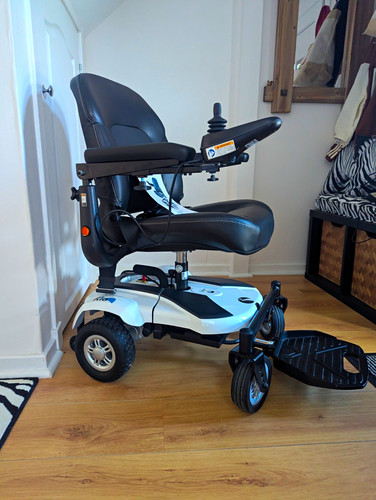 Rascal rio powerchair hardly - rascal,
