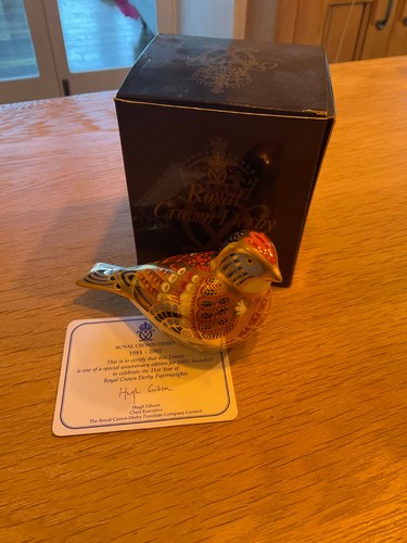 Royal crown derby linnet - royal,