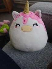 Squishmallow 8" Dawna the Melty Unicorn . Claire's Exclusive from 2021. Rare.