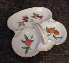 Royal Worcester Evesham Gold 3