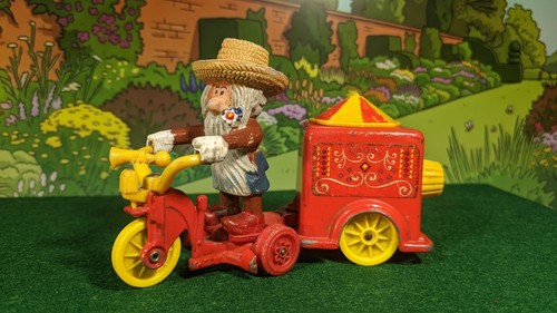 Vintage corgi toys - toys,, magic