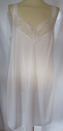 White wavy trim lace slip - wavy,