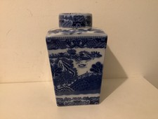 VINTAGE RINGTONS BLUE WILLOW CERAMIC TEA CADDY 7 1/2”TALL A/F