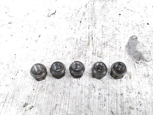 Chrysler 300c bolts 2006 - chrysler, 5.65