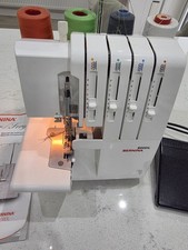  Bernina 800DL Overlocker