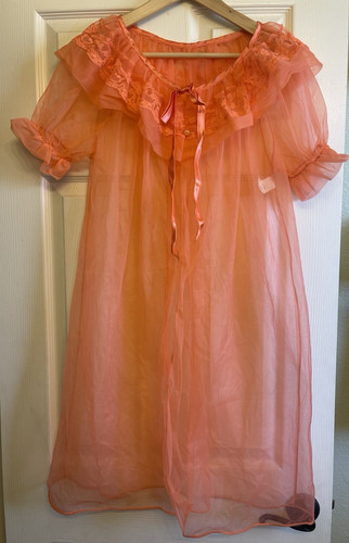 Vtg coral sheer peignoir - coral,