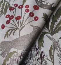 Bird and Floral Fabric Remnant. 1 piece. 43cmL x 140cmW