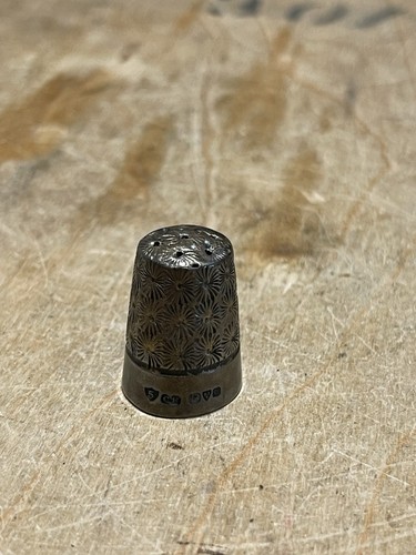 Vintage silver thimble - vintage,